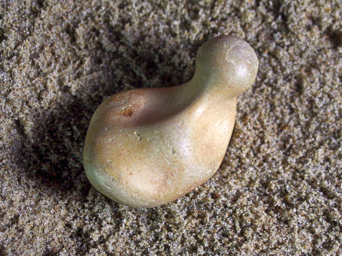 Small Flint Pebble "Sculptural Form"