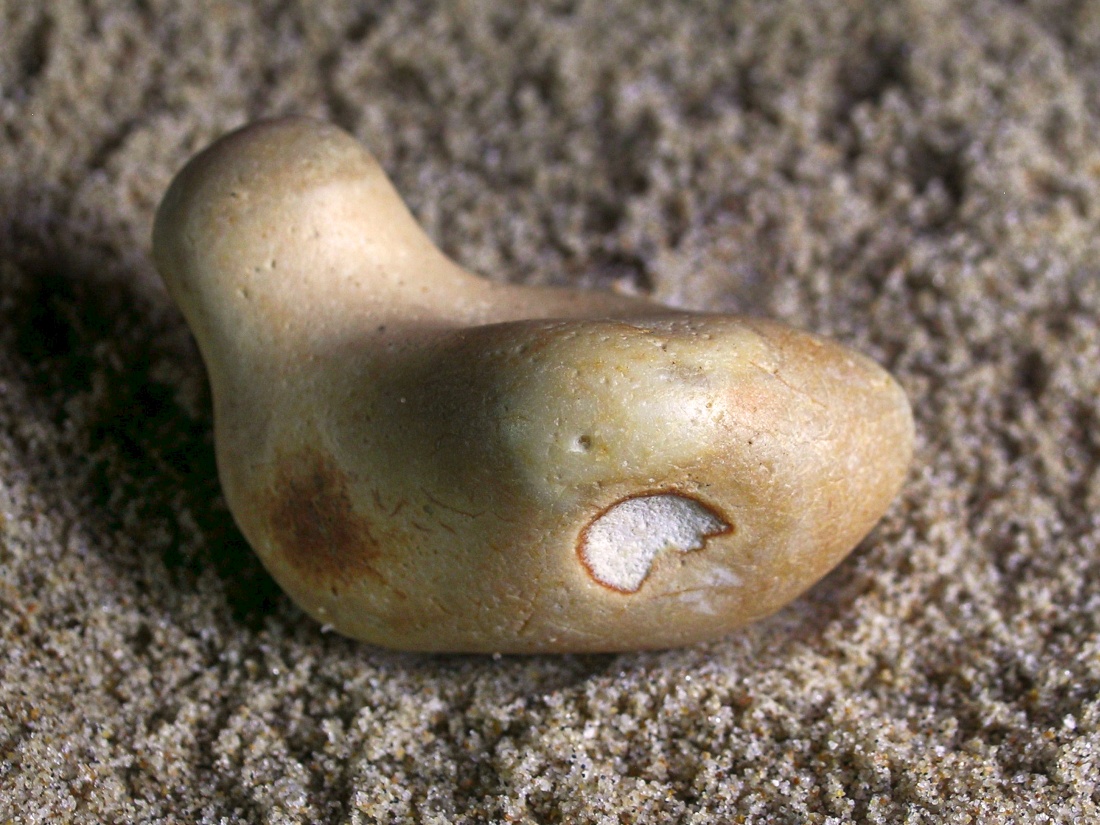 Small Flint Pebble "Sculptural Form"