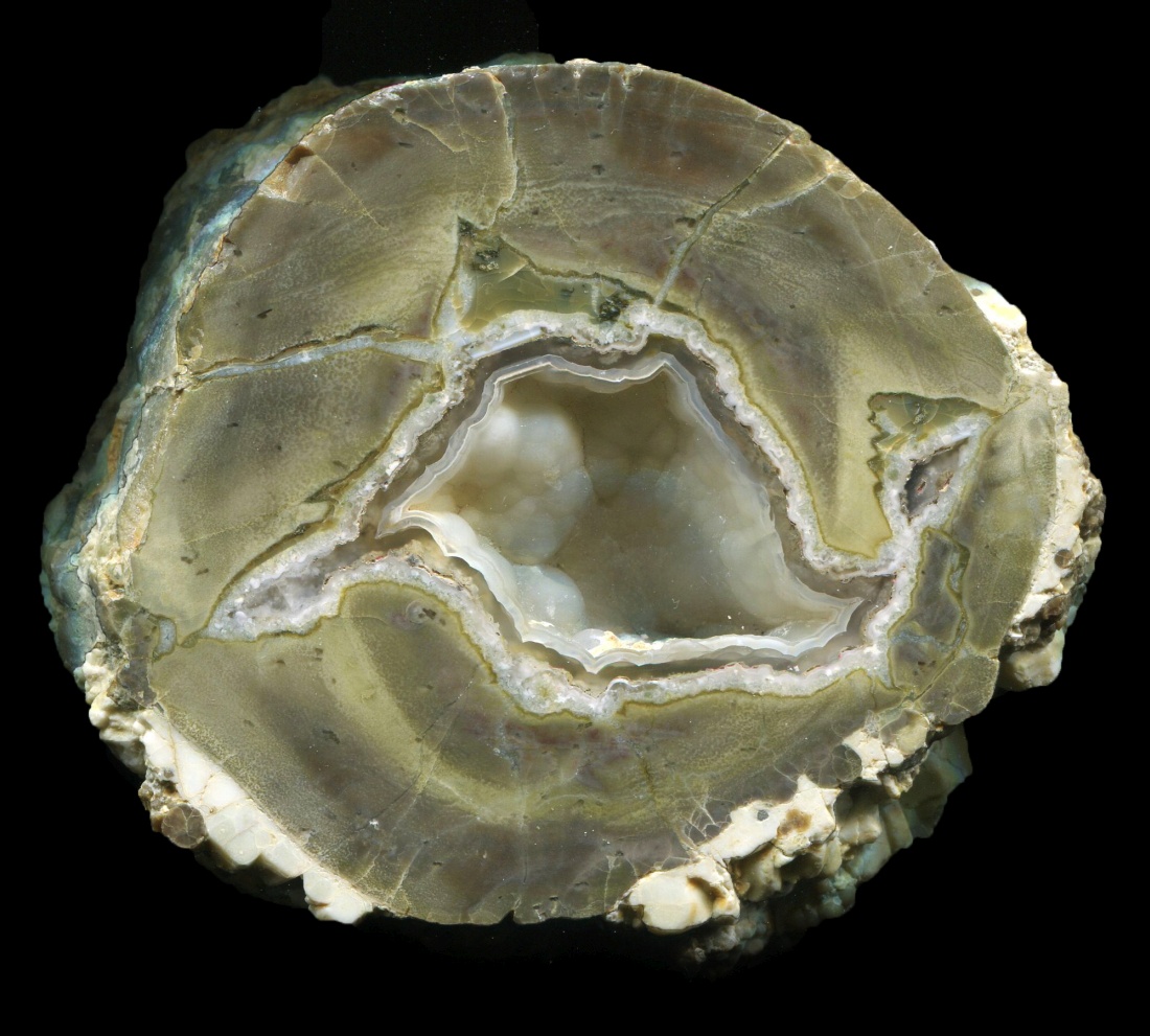 Large Hollow Dutch Donny Thunderegg